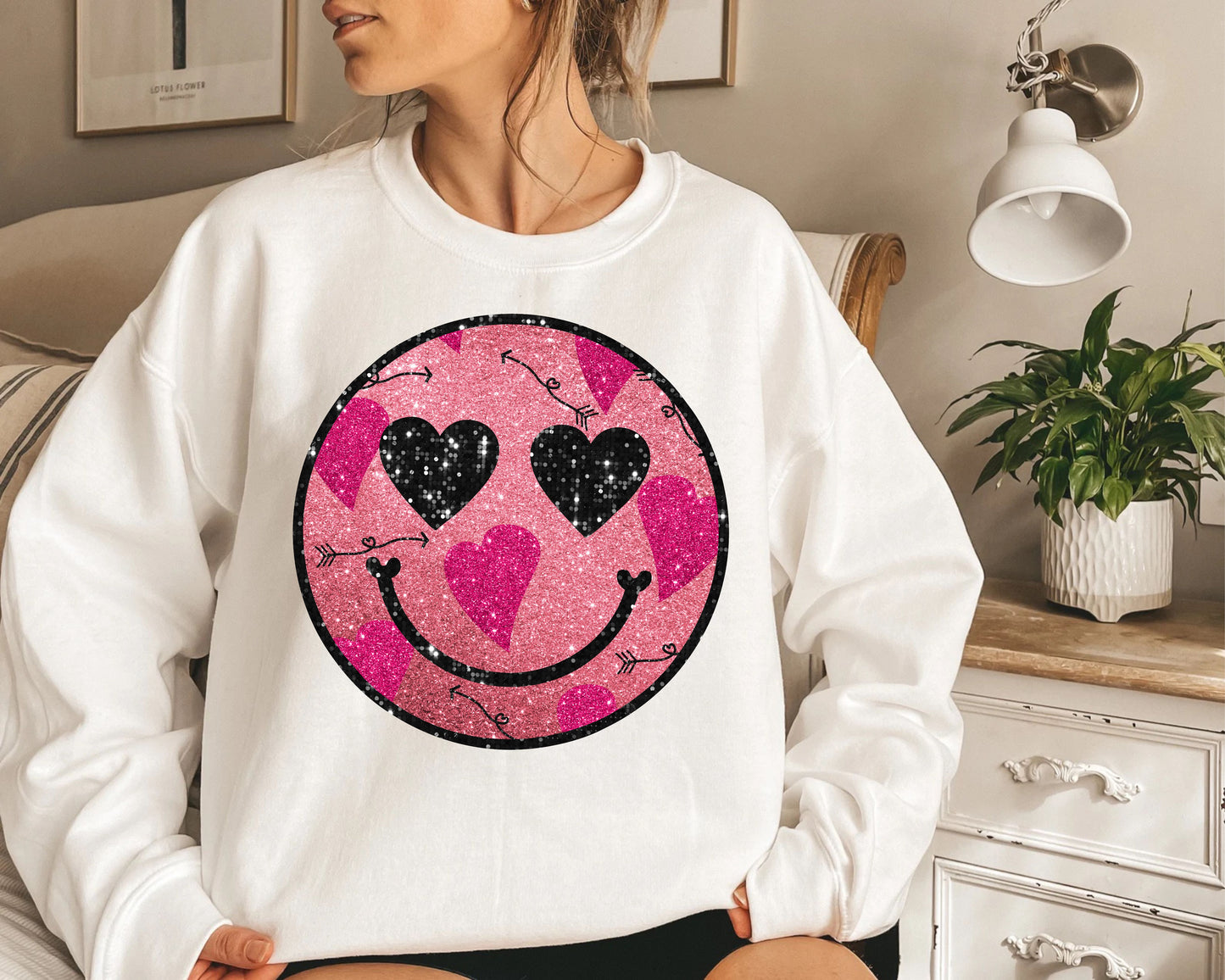 Smiley Faux Pink Glitter DTF/UVDTF